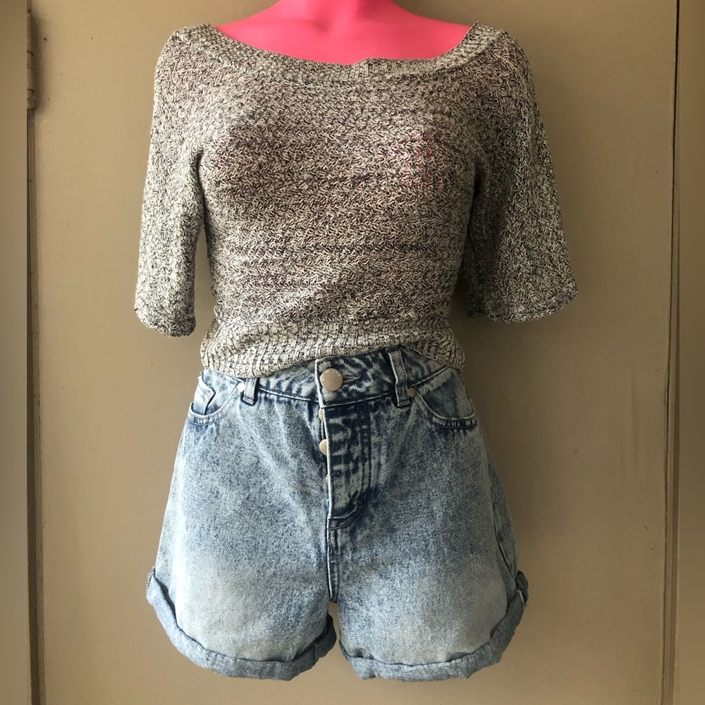 Grey Knit Cropped Scoop Neckline Top Small